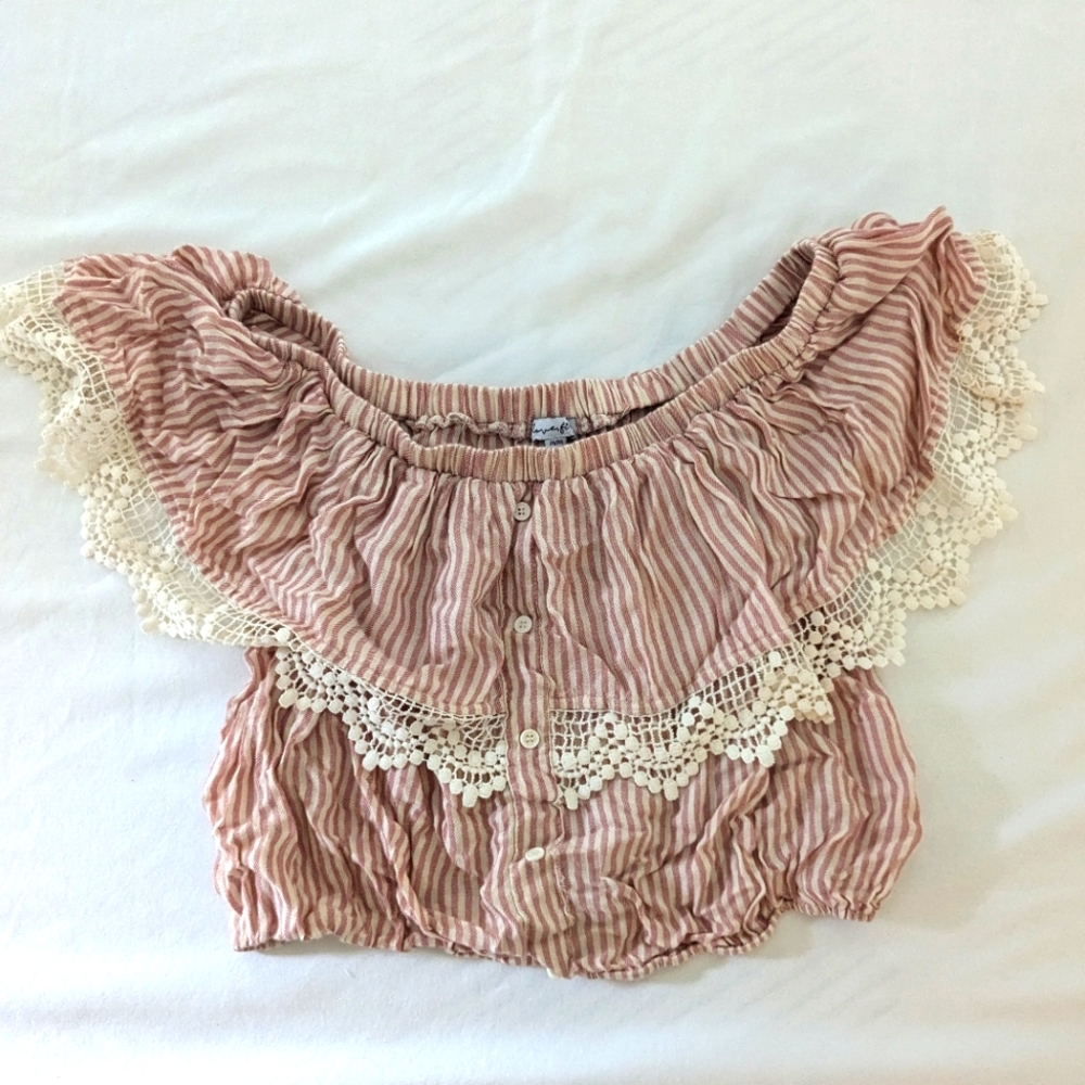 LOVE, FIRE | off shoulder crop top with delicate lace trim